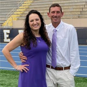 Meet your Posher, Dana